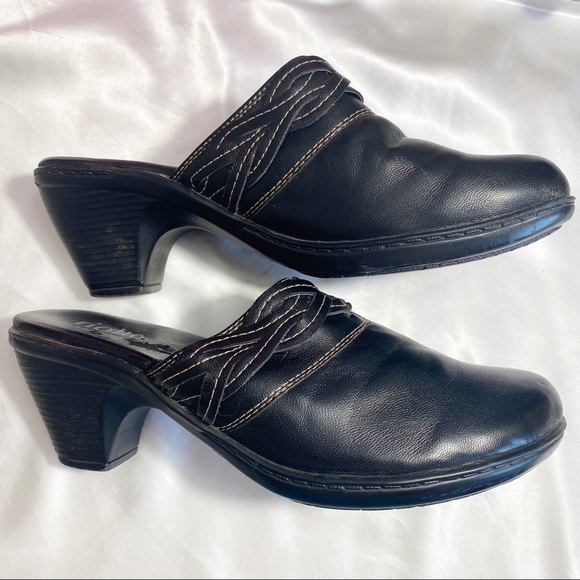 RIALTO clog braided trim clog shoes contrast stitching EUC 2 3/4” heel 7.5 M - Picture 2 of 7